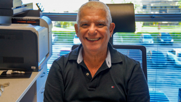 Prof. Paulo Diniz recebeu o prêmio Charles Desoer da Sociedade de Circuitos e Sistemas do IEEE